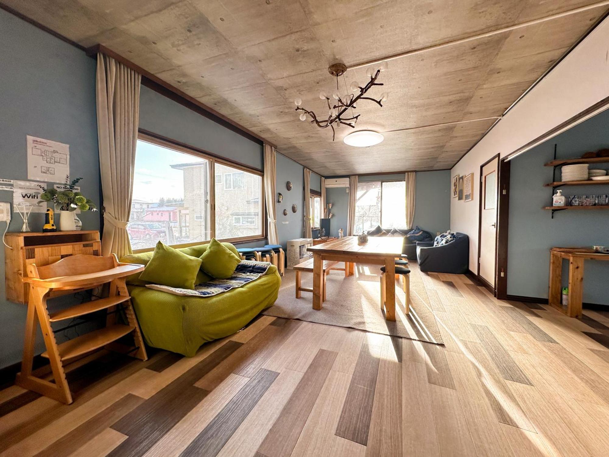 Sola St 2min Walk From Station Holiday home *